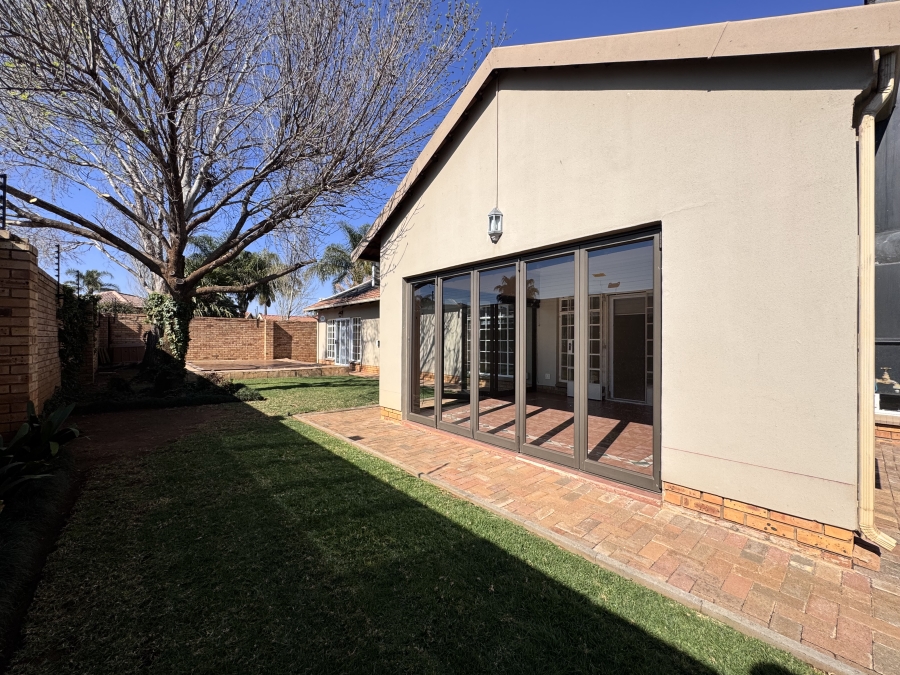 4 Bedroom Property for Sale in Wilkoppies North West
